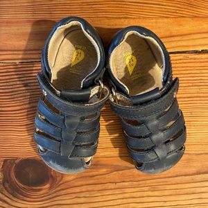 Bobux Minimalist Barefoot Sandals EU 21, US 4.5 Junior